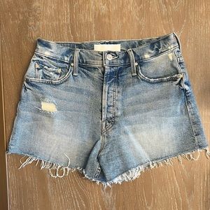 Mother Tomcat Kick Fray denim shirt in True Confession